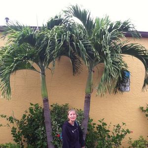 Meet your Posher, Stephanie